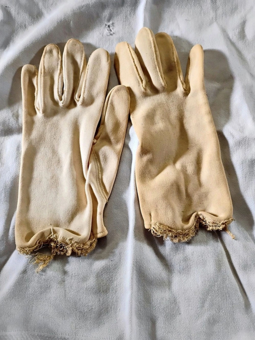 Cream Formal Gloves Circa 1930